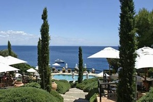 Ski Lodges, Mountain Refuges, Characteristic B&Bs and simply nice places to stay in Italy and the Italian Alps.